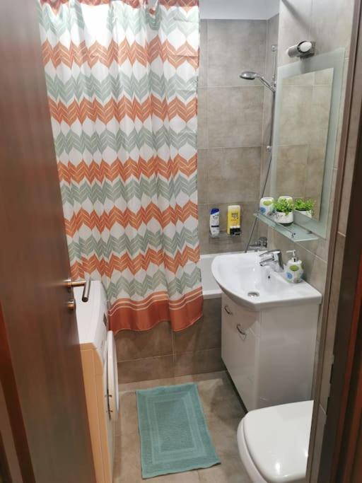 Apartmán Studio Carol - Rond Baba Novac Bukurešť Exteriér fotografie
